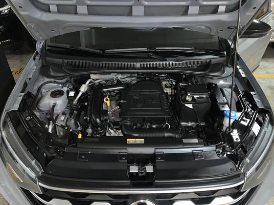 VOLKSWAGEN NIVUS 1.0 200 TSI TOTAL FLEX HIGHLINE AUTOMÁTICO